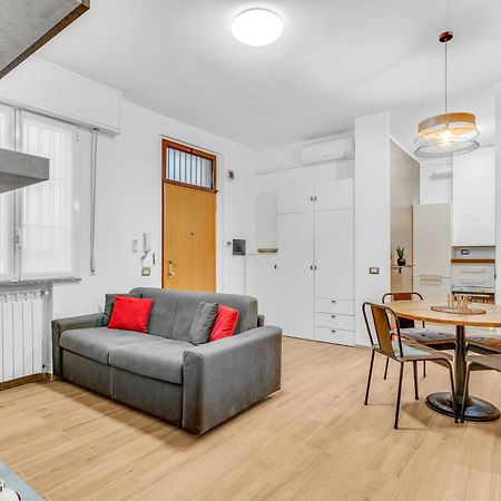 Ris161 -Modern Apartment Equipped With All Comfort- Sesto San Giovanni Ngoại thất bức ảnh